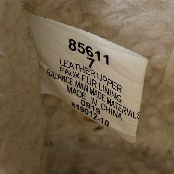 Minnetonka Faux Fur & Suede Side Fringe Boots - Picture 8 of 8